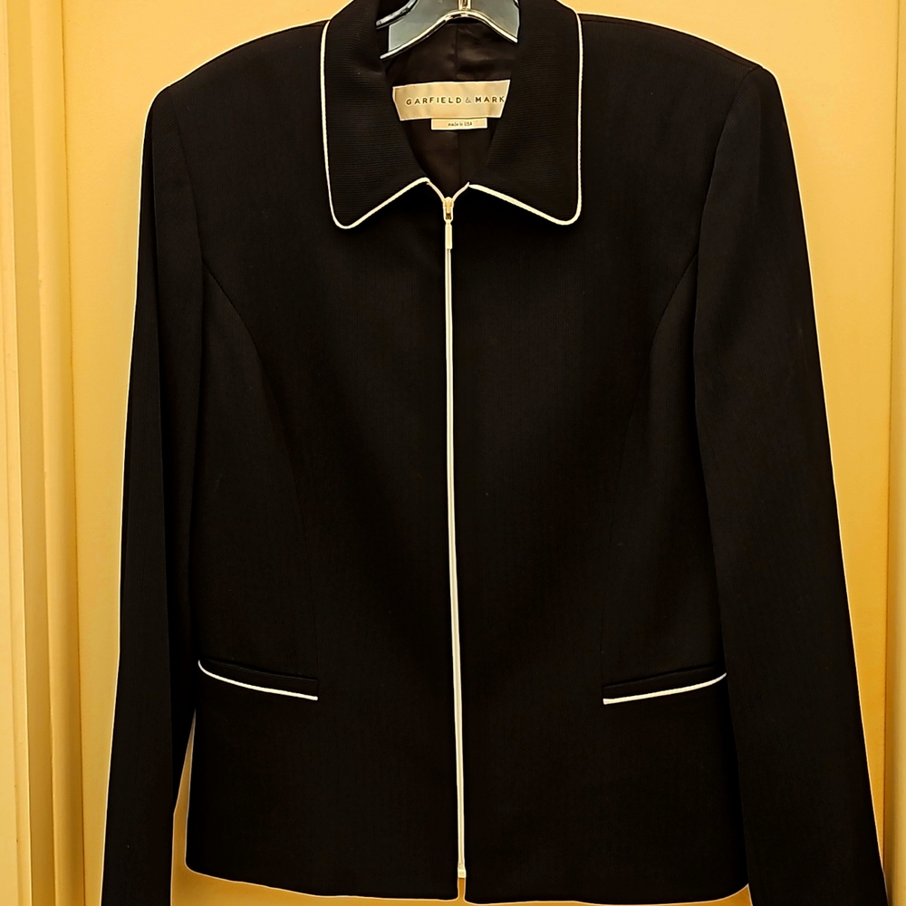 GARFEILD & MARKS JACKET